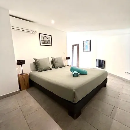 L'arbousier 4* Cassis